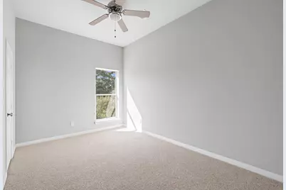 8204 Tower St #B, Houston, TX 77088 - Photo 12