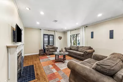 3111 Quenby, West University Place, TX 77005 - Photo 2