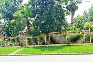 612 Gale St, Houston, TX 77009 - Photo 12