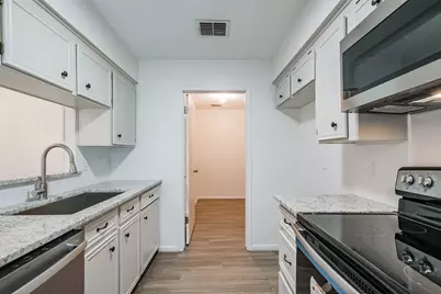 3311 Palm Desert Lane #B, Missouri City, TX 77459 - Photo 6