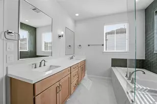 2704 Grand Fountains Dr, Houston, TX 77054 - Photo 12