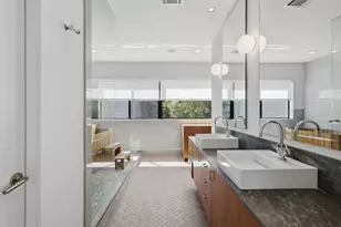 2412 Helena St, Houston, TX 77006 - Photo 30