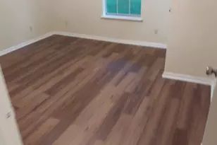 327 Primrose Rd, Jones Creek, TX 77541 - Photo 6