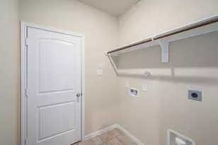 12153 Goliad Ln, Willis, TX 77378 - Photo 10