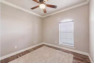 11610 Ridgecrest Drive, Beaumont, TX 77705 - Photo 32