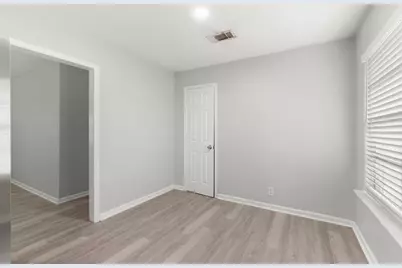 7938 Snowden Street, Houston, TX 77028 - Photo 12