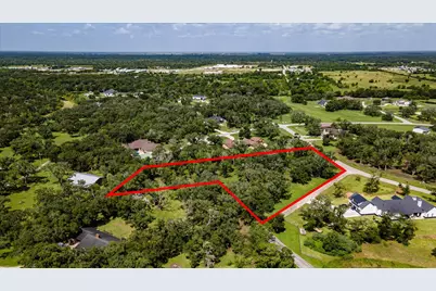 406 Thousand Oaks Drive, Angleton, TX 77515 - Photo 36