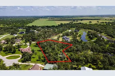 406 Thousand Oaks Drive, Angleton, TX 77515 - Photo 30