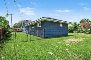203 Chestnut St, Lake Jackson, TX 77566 - Photo 30