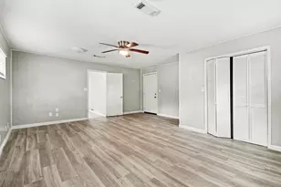 203 Chestnut St, Lake Jackson, TX 77566 - Photo 22