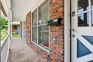 203 Chestnut St, Lake Jackson, TX 77566 - Photo 6