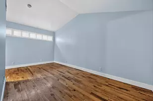 2106 Van Buren St, Houston, TX 77006 - Photo 8