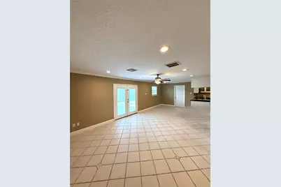 5811 McKnight Street, Houston, TX 77035 - Photo 16