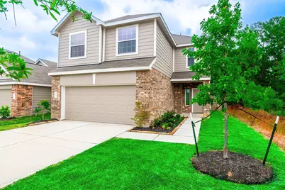 2413 Tavo Trail Drive, Conroe, TX 77301 - Photo 2
