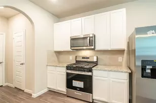 2413 Tavo Trail Dr, Conroe, TX 77301 - Photo 12