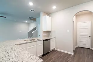 2413 Tavo Trail Dr, Conroe, TX 77301 - Photo 10