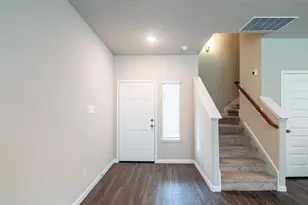 2413 Tavo Trail Dr, Conroe, TX 77301 - Photo 4