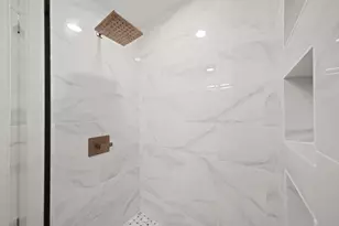 2207 Cheshire Ln, Houston, TX 77018 - Photo 26