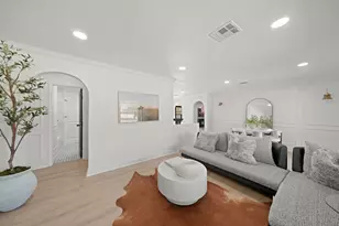 2207 Cheshire Ln, Houston, TX 77018 - Photo 10