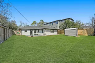 2207 Cheshire Ln, Houston, TX 77018 - Photo 44