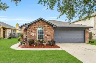 8002 Leaning Oak Dr, Texas City, TX 77591 - Photo 22