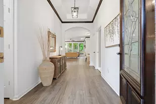 35 S Ashley Green, The Woodlands, TX 77382 - Photo 2