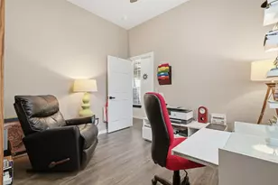 35 S Ashley Green, The Woodlands, TX 77382 - Photo 14