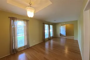 1115 Newport Blvd, League City, TX 77573 - Photo 4