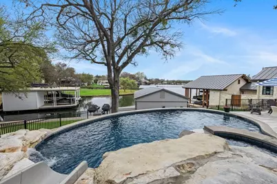 205 Beaver Circle, Horseshoe Bay, TX 78657 - Photo 10