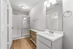 46 E Hobbit Glen Dr, The Woodlands, TX 77384 - Photo 36