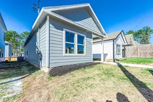 16982 W Hammon, Montgomery, TX 77316 - Photo 2