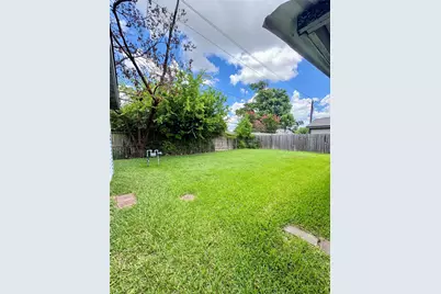 6018 W 43rd Street, Houston, TX 77092 - Photo 18