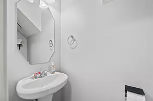 10827 Windfern Lakes St, Houston, TX 77064 - Photo 8