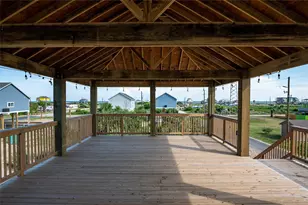 1079 Johnson Rd, Gilchrist, TX 77617 - Photo 24