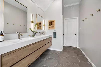 2102 Stacy Knoll, Houston, TX 77008 - Photo 30