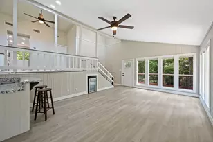 239 White Oak Hls, Livingston, TX 77351 - Photo 14