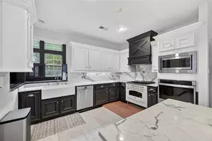 25 Glen Loch Ct, Sugar Land, TX 77479 - Photo 12