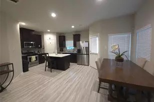 24723 Teton Holw Trl, Houston, TX 77336 - Photo 2