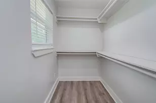 10415 Westray St, Houston, TX 77043 - Photo 38