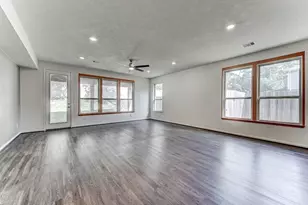 2103 Parnevik Pl, Conroe, TX 77304 - Photo 20