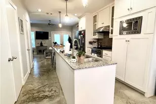 612 E 29th St, Houston, TX 77008 - Photo 4