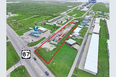 1012 N Stingaree Drive, Crystal Beach, TX 77650 - Photo 4