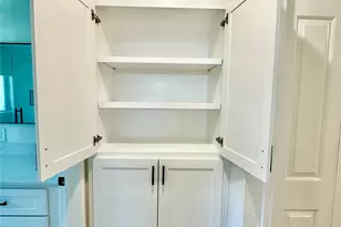 4505 W 43rd St, Houston, TX 77092 - Photo 10