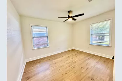 4505 W 43rd Street, Houston, TX 77092 - Photo 14