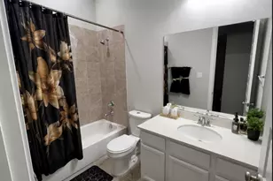 2025 Clearwater Grove Ln, Houston, TX 77089 - Photo 30