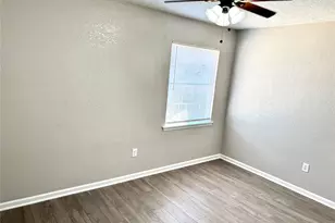 10206 Buena Park Dr, Houston, TX 77089 - Photo 14