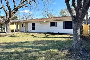 10206 Buena Park Dr, Houston, TX 77089 - Photo 4