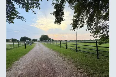 20510 Kickapoo Road, Waller, TX 77484 - Photo 36