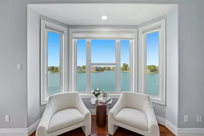 5934 Stratford Gardens Drive, Sugar Land, TX 77479 - Photo 10