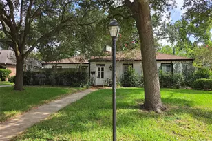 10010 Burgoyne Rd, Houston, TX 77042 - Photo 2